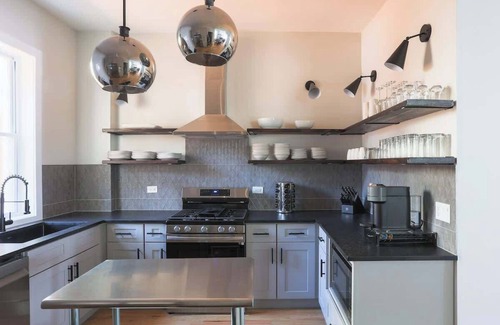 Sheffield and DePaul House | Luxury Two-Level Townhouse | Patio | Lincoln Park