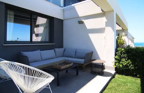 El Puerto de Santa Maria Ski Chalet | Luxury villa, 225 m2, with sea views, in exclusive urbanization