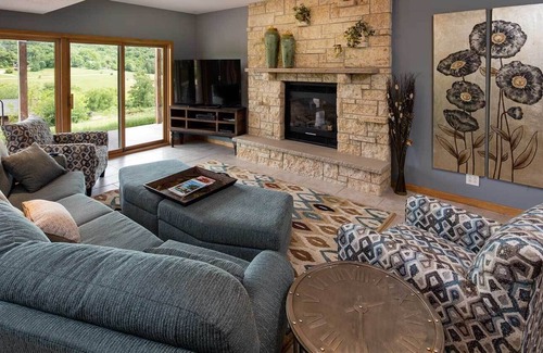 The Galena Territory House | LUXURY VACATION GETAWAY