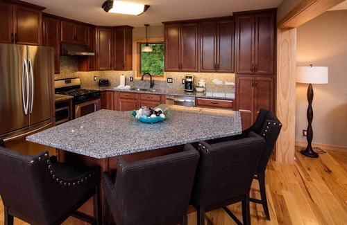 The Galena Territory House | LUXURY VACATION GETAWAY