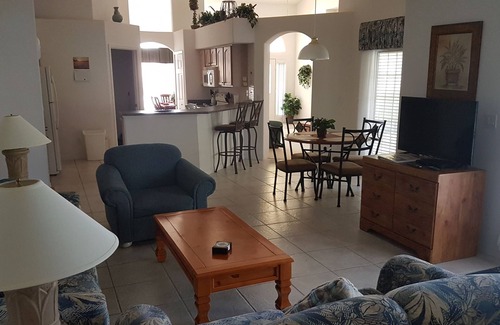 Orange Tree House | Luxury Vacation Home Near Disney