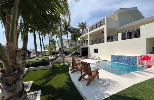 Islamorada House | Luxury vacation home. This is Paradise. Perfect for all family occasions.