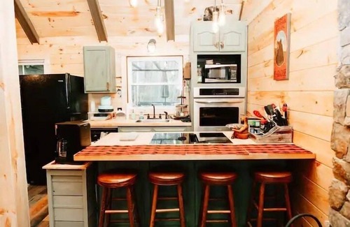 Pickens Cabin | Luxury Vacation Mountain Home