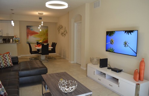 Biggar Condo | Luxury Vacation Self-Catering Condo in Fort Myers