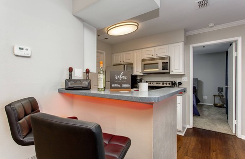 North Druid Hills Condo | LUXURY VELVET 2BD/2BATH CONDO