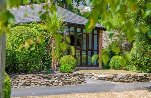 Fowey Villa | Luxury Victorian school with views of Harbour