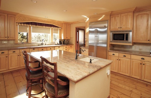 Upper Moonridge Cabin | Luxury View Lodge