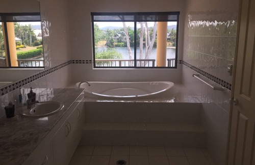 Gold Coast Villa | Luxury Villa in Private oasis located central Gold Coast