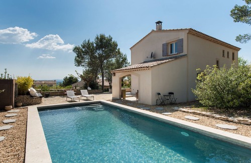 Saumane-de-Vaucluse Villa | Luxury villa La Coquille with air conditioning and private pool