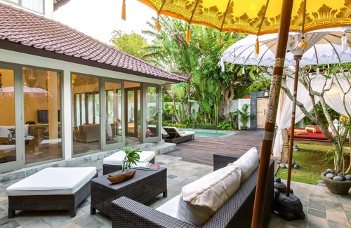 Laksmana Villa | LUXURY Villa 3BR Kudeta BEACH, 400m to the Beach, SEMINYAK CENTER,300 meter