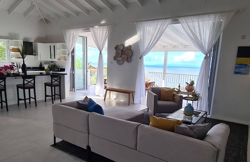 Mount Hardy Villa | Luxury Villa 3BR-ocean view-infinity pool. Private Chef Optional.