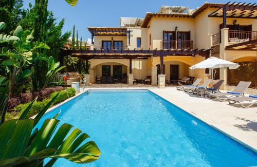 Kouklia Villa | Luxury Villa AJ05 with Private Infinity Pool and Hot Tubs, Aphrodite Hills Resort