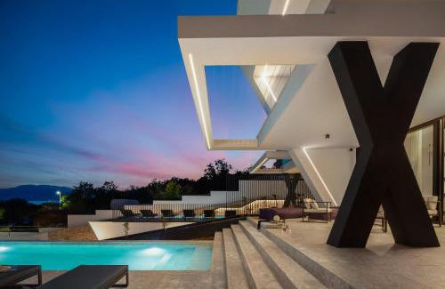 Kostrena Villa | Luxury Villa Ander with Pool