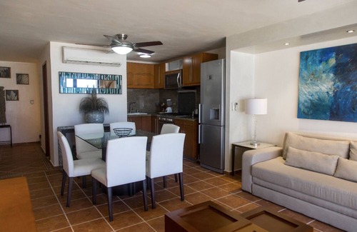 Zona Hotelera Apartment | Luxury Villa at the feet of the sea In Cancun