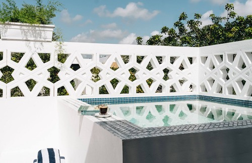 Ekbalan Villa | Luxury Villa, Beach Club+Jungle View | Sahara Bleu