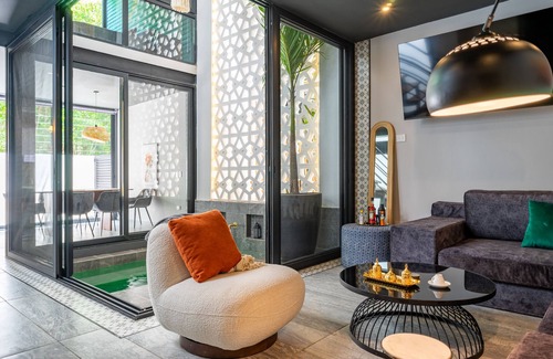 Ekbalan Villa | Luxury Villa, Beach Club+Jungle View | Sahara Jade