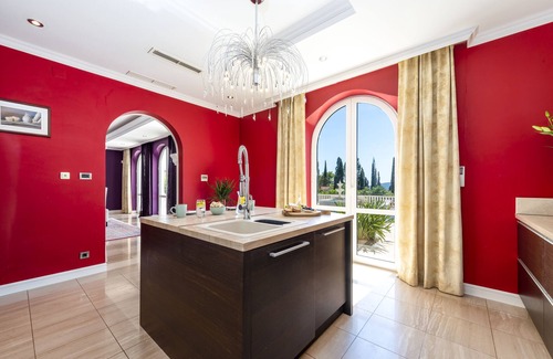 Trsteno Villa | Luxury Villa/Beautiful view/Serenity/Game of Thrones Gardens