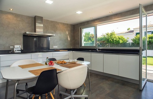 Sa Torre Ski Chalet | Luxury villa by the sea Minimum 32 days