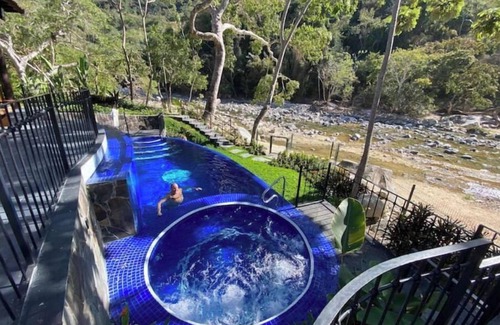 Boca de Tomatlan Villa | Luxury Villa Casa Brittany @ Boca de Tomatlan