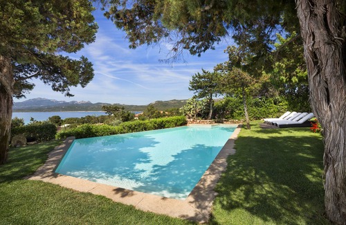 Capriccioli Villa | [Luxury Villa Cala di Volpe] 2 min from the Sea