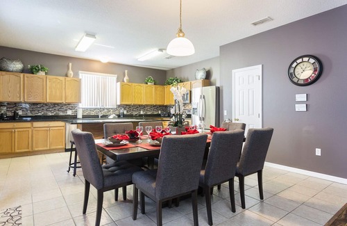 Windwood Bay House | Luxury Villa, Disney, Pool, Home theater, Sea world, Universal Studios