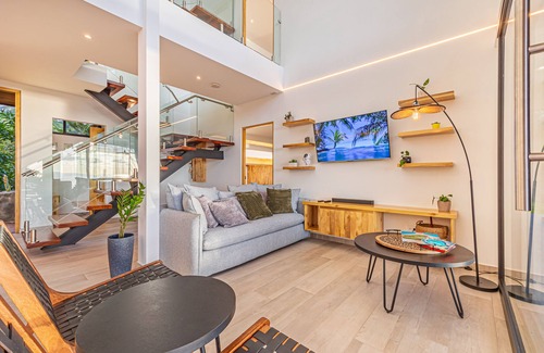 Hatillo House | Luxury Villa Elegante - Ocean View 4 Bedroom House