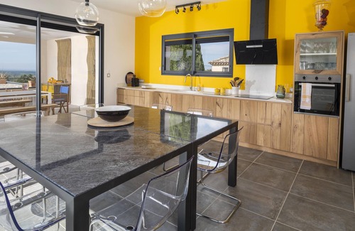 Beaumes-de-Venise House | Luxury villa with A/C and a private pool