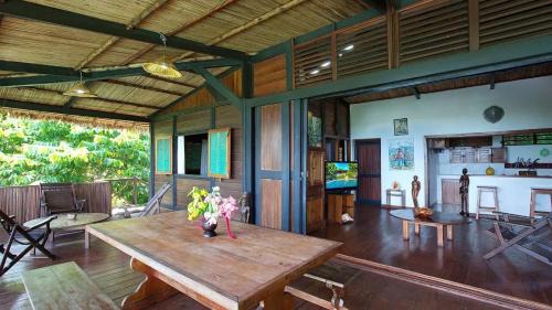 Madirokely Villa | Luxury villa in Nosy Be with pool