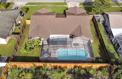 Orlando Villa | Luxury Villa in Orlando with Pool - 10 min Disney