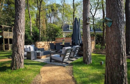 Baarle-Nassau Villa | Luxury villa Isabella in forest in Baarle-Nassau