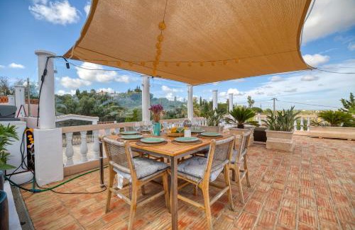 Funchal House | Luxury Villa Lge Pool Hot Tub Beach