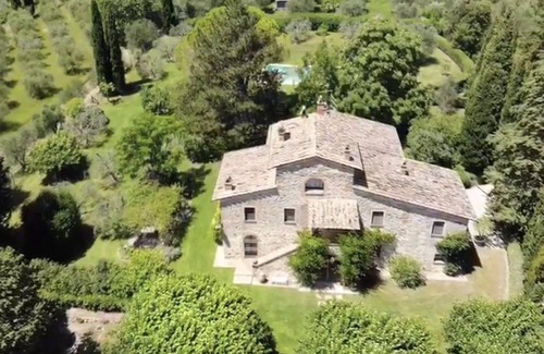 Cetona Villa | LUXURY VILLA MAGNOLIA HOUSE IN TUSCANY