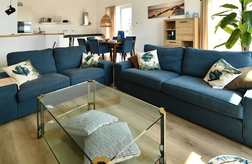 Kamperland Villa | Luxury Villa MaromaMistral Veerse Meer 4 Ebikes BBQ, EVcharge station