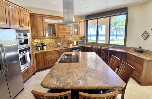Playa Hermosa Condo | Luxury Villa on The Beach - Hermosa Palms 10A by RedAwning