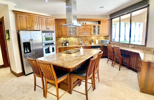 Playa Hermosa Condo | Luxury Villa on The Beach - Hermosa Palms 10A by RedAwning