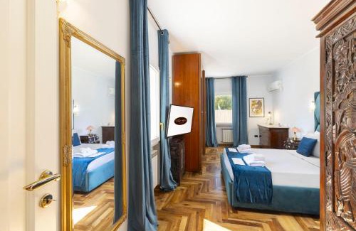 Quartu Sant'Elena Villa | Luxury Villa Sea Front With Pool