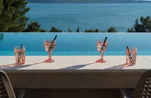 Starigrad Villa | Luxury Villa Soho infinity pool, Jacuzzi, sauna, family, stylish, quiet area