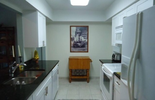 Venice Villa | Luxury Villa steps from Venice Beach Children friendly