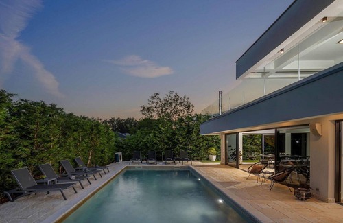 Krizine House | Luxury villa Sun Dance is located in Istria, in the small town of Kri.