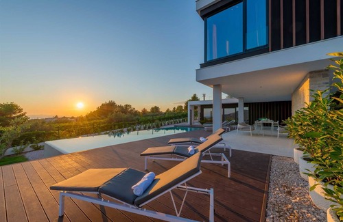 Primosten Villa | Luxury Villa Voyage with Pool I