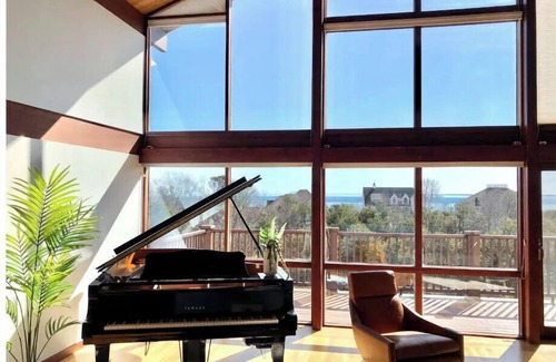 Plymouth House | Luxury Villa w/dramatic Ocean Views& inground Pool