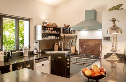 Entrecasteaux Villa | Luxury villa with pool and enclosed garden