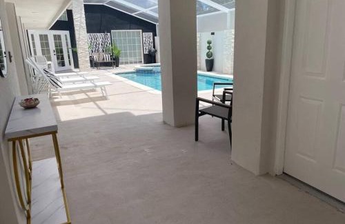 West Kissimmee Villa | Luxury Villa with Private Pool and Spa
