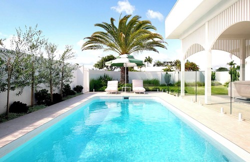 Mermaid Waters House | Luxury Villas Himalaya House - luxury villa with pool