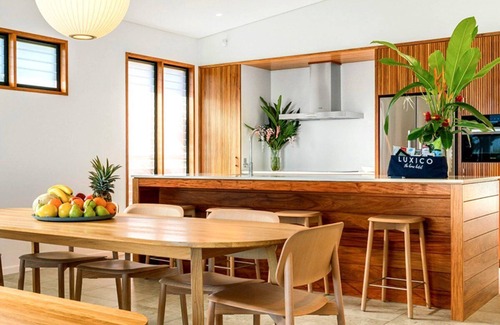 Flametree House | Luxury Villas Indigo (Heated Pool)