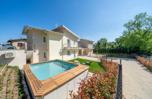 Padenghe sul Garda Villa | Luxury Villas Gardenia with Private Pool