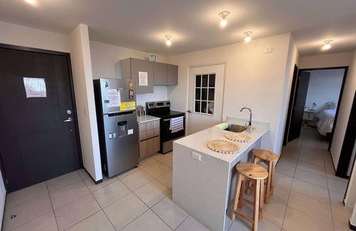 Zona 11 Apartment | Luxury Volcano & Pool View FREE Pool/Gym KING Bed