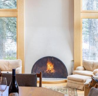 Warm Springs House | Luxury Warm Springs Creekfront Home