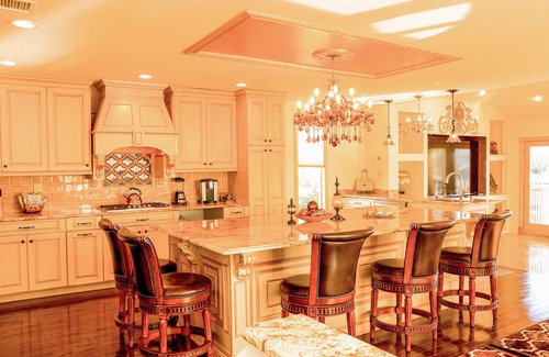 Island Park House | LUXURY WATERFRONT HOME! BEAUTIFUL SUNRISE!