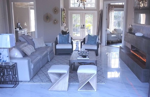 Nokomis House | Luxury Waterfront Retreat – Kayaks, Jet Skis, Biking & Beaches at Your Back Door
